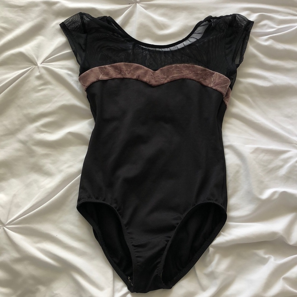 Motion wear black leotard/bodysuit